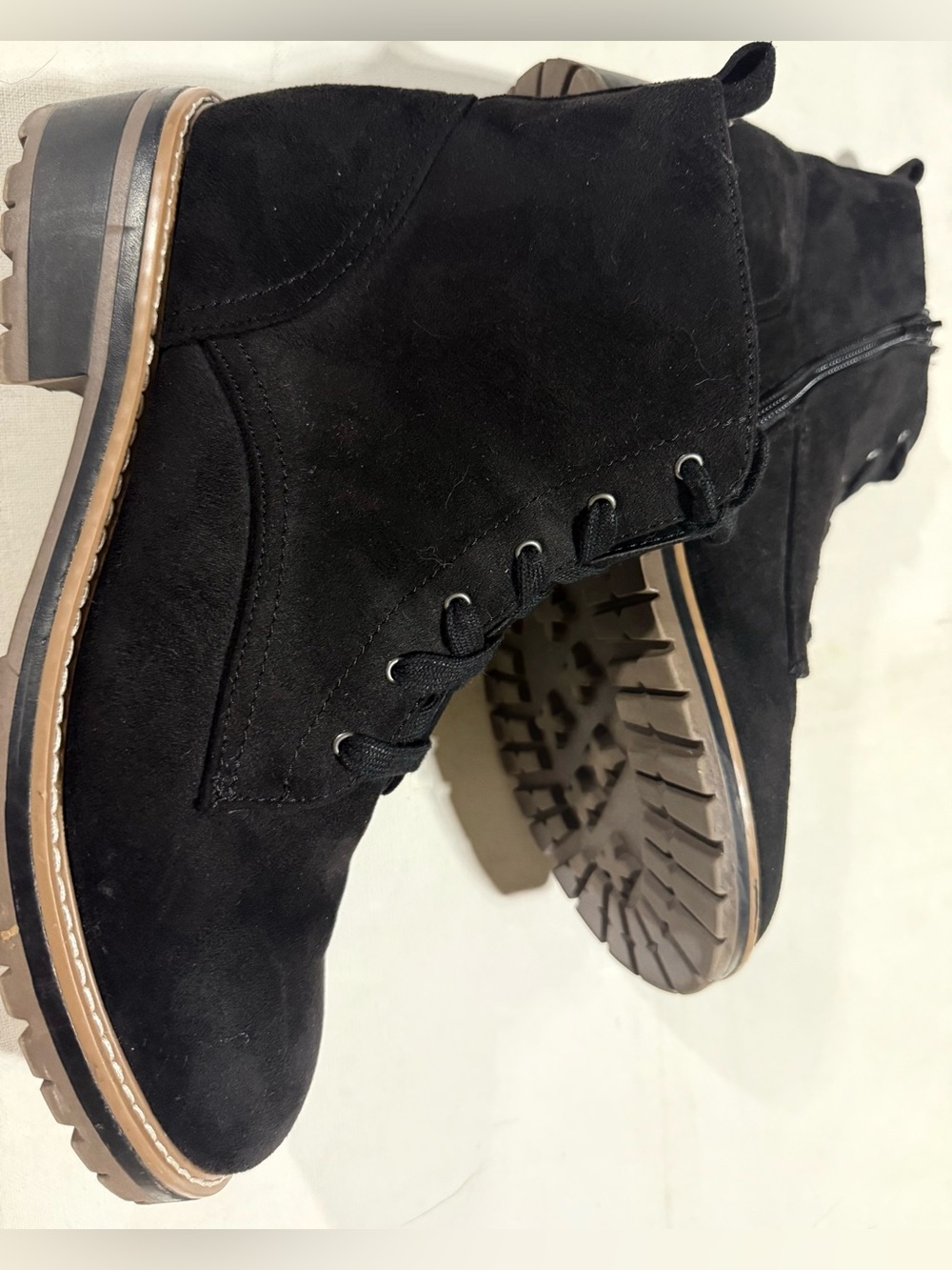 Kensie Kasha Size-10M Black Suede Combat Boots with Lug Sole